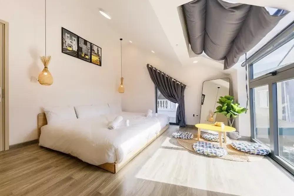 Villa Fullhouse