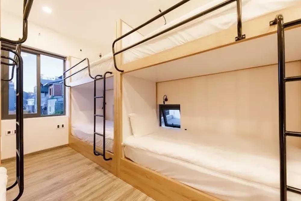 Villa Fullhouse