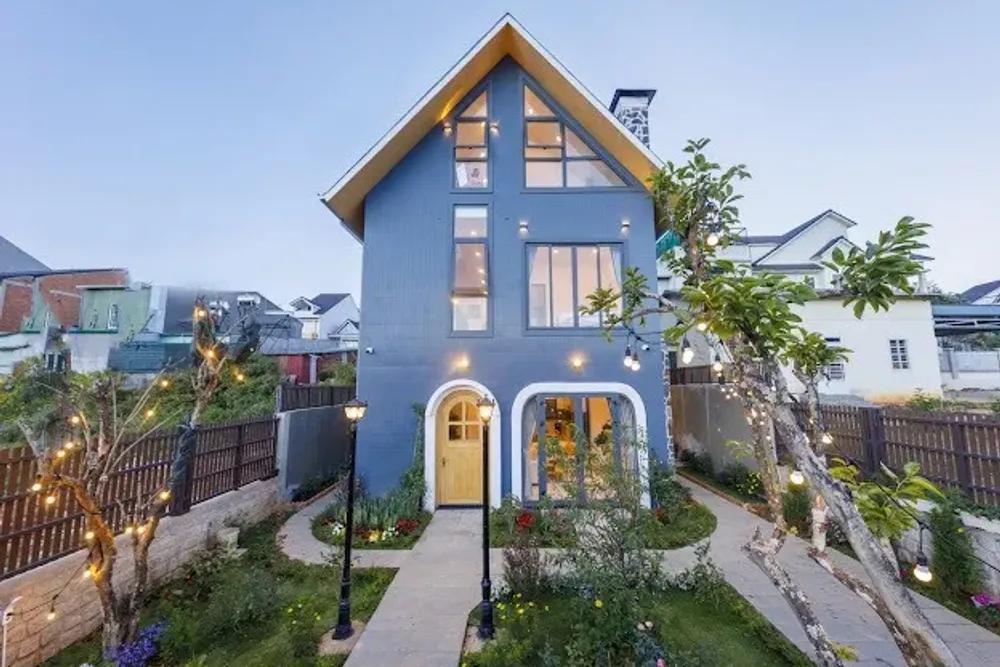 Villa Fullhouse