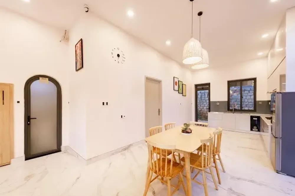 Villa Fullhouse