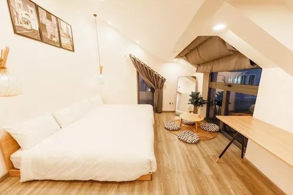 Villa Fullhouse