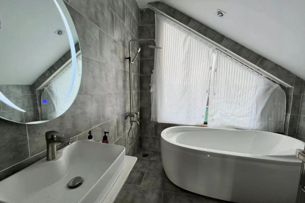 Villa Nguyễn Siêu