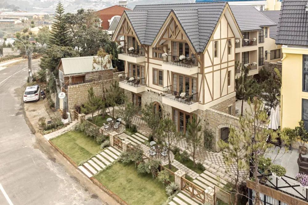 Villa Paly